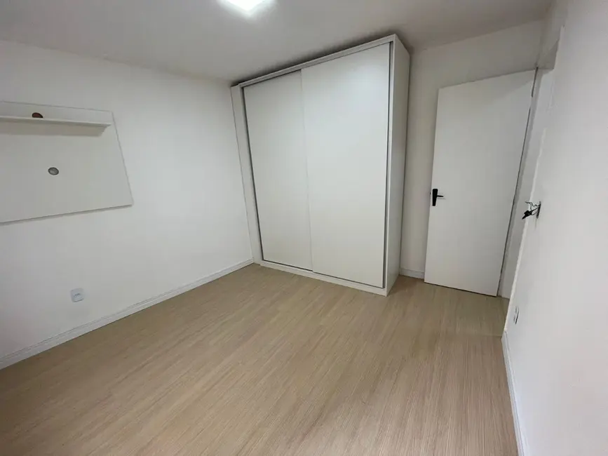 Apartamento com 2 quartos à venda, 65m2 em Aviação, Praia Grande - SP - imagem 8 Foto 8 de Apartamento com 2 quartos à venda, 65m2 em Aviação, Praia Grande - SP