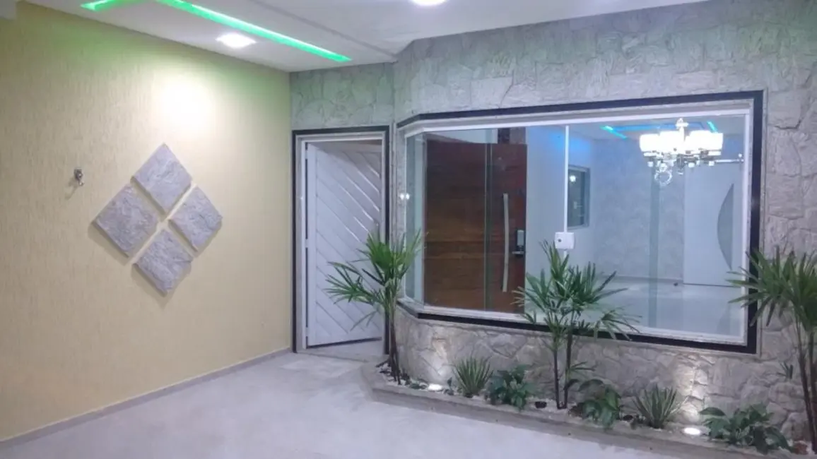 Foto 1 de Sobrado com 3 quartos à venda, 158m2 em Mirim, Praia Grande - SP