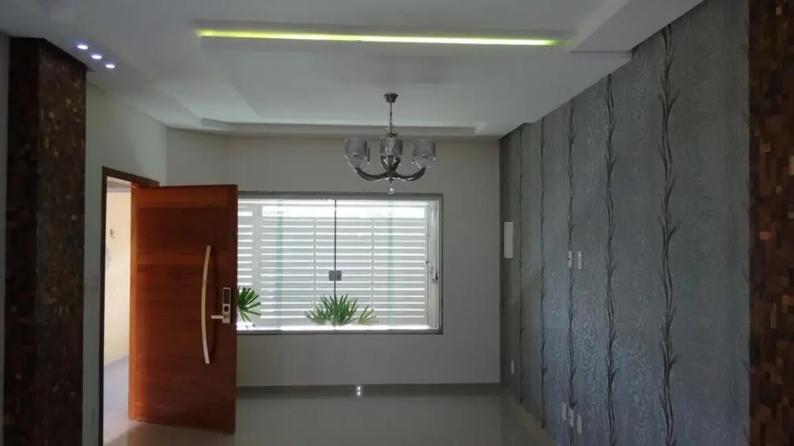 Foto 5 de Sobrado com 3 quartos à venda, 158m2 em Mirim, Praia Grande - SP