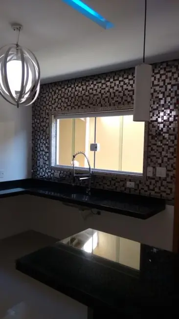 Foto 6 de Sobrado com 3 quartos à venda, 158m2 em Mirim, Praia Grande - SP