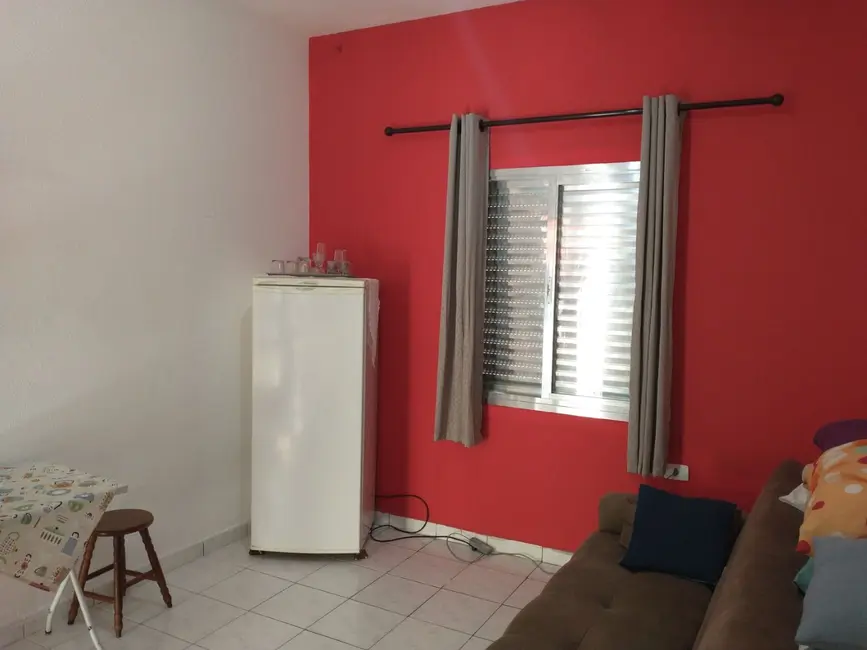Foto 2 de Kitnet com 1 quarto à venda, 20m2 em Canto do Forte, Praia Grande - SP