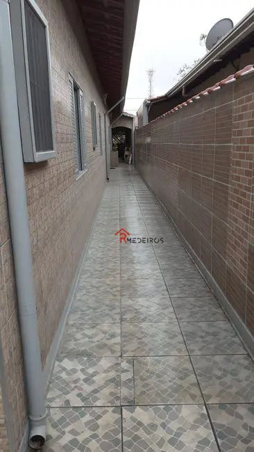 Casa de Condomínio com 3 quartos à venda, 210m2 em Maracanã, Praia Grande - SP - imagem 5 Foto 5 de Casa de Condomínio com 3 quartos à venda, 210m2 em Maracanã, Praia Grande - SP