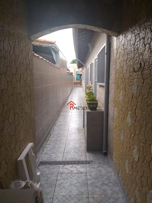 Casa de Condomínio com 3 quartos à venda, 210m2 em Maracanã, Praia Grande - SP - imagem 4 Foto 4 de Casa de Condomínio com 3 quartos à venda, 210m2 em Maracanã, Praia Grande - SP