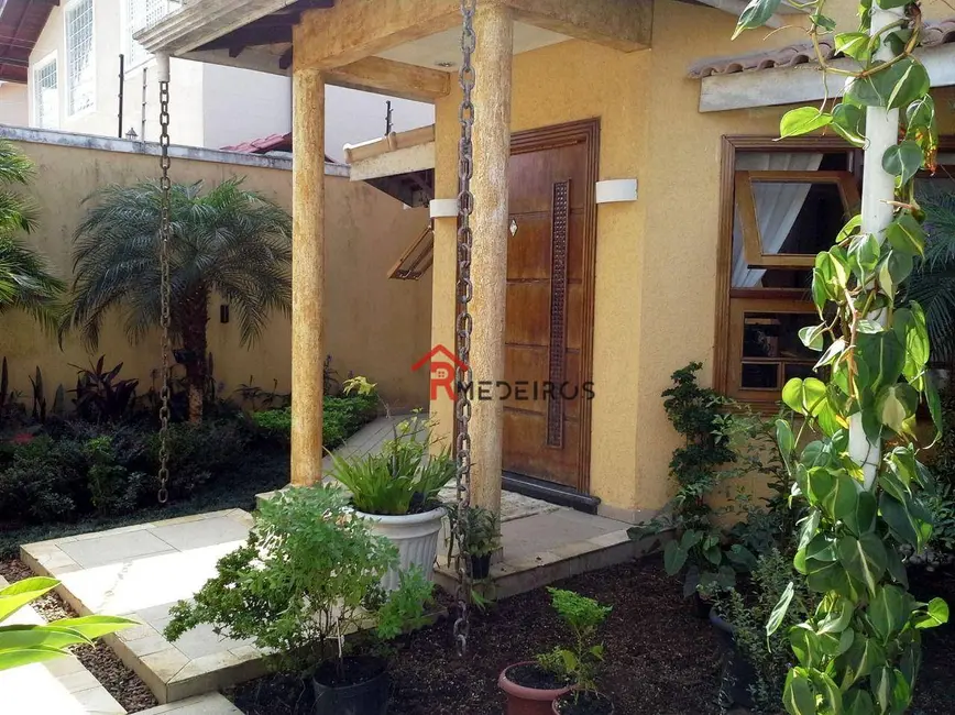 Foto 1 de Casa de Condomínio com 2 quartos à venda, 150m2 em Praia Grande - SP