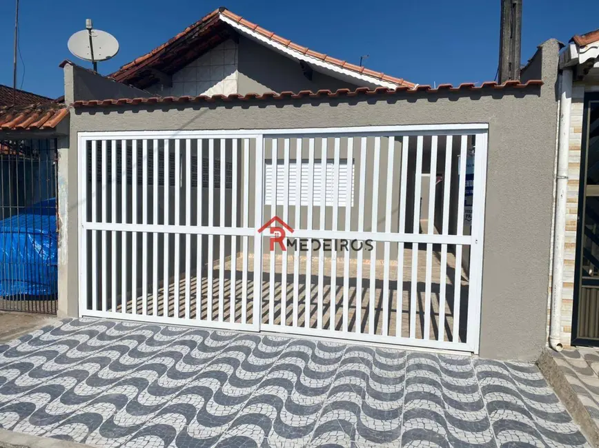Foto 1 de Casa de Condomínio com 2 quartos à venda, 120m2 em Mirim, Praia Grande - SP