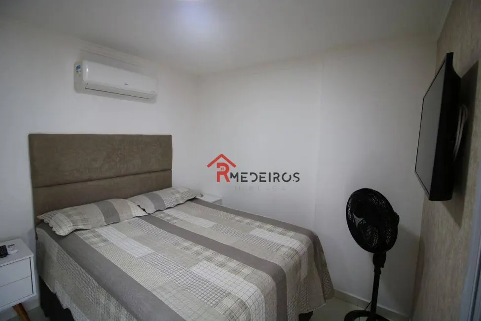Foto 8 de Apartamento com 2 quartos à venda, 77m2 em Praia Grande - SP