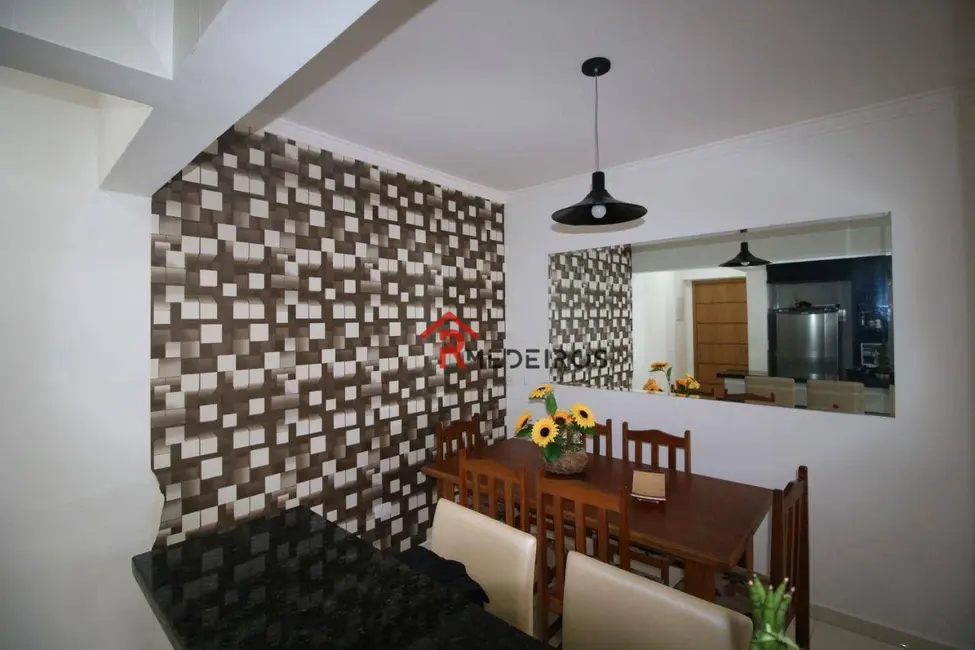 Foto 3 de Apartamento com 2 quartos à venda, 77m2 em Praia Grande - SP