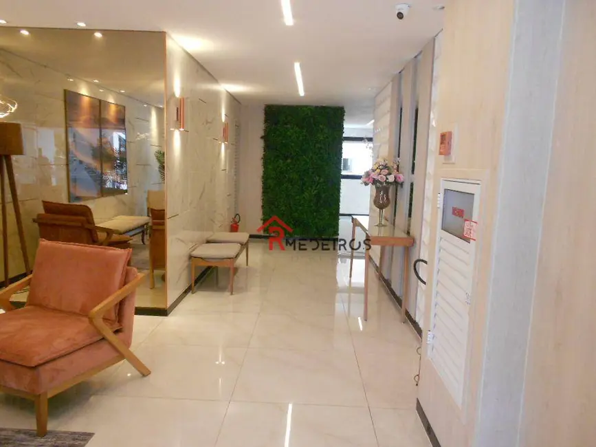 Apartamento com 3 quartos à venda, 108m2 em Canto do Forte, Praia Grande - SP - imagem 2 Foto 2 de Apartamento com 3 quartos à venda, 108m2 em Canto do Forte, Praia Grande - SP