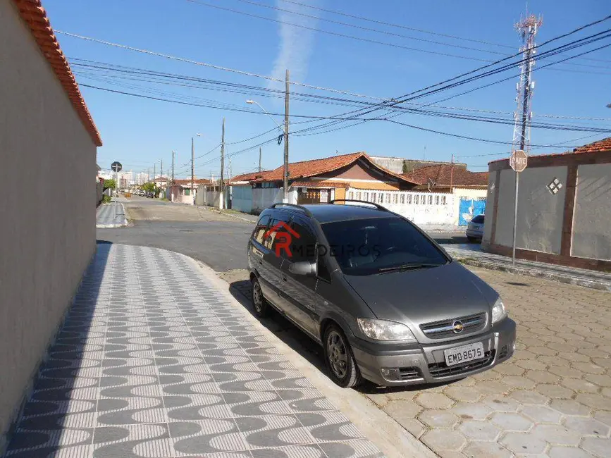 Foto 3 de Sobrado com 2 quartos à venda, 60m2 em Mirim, Praia Grande - SP