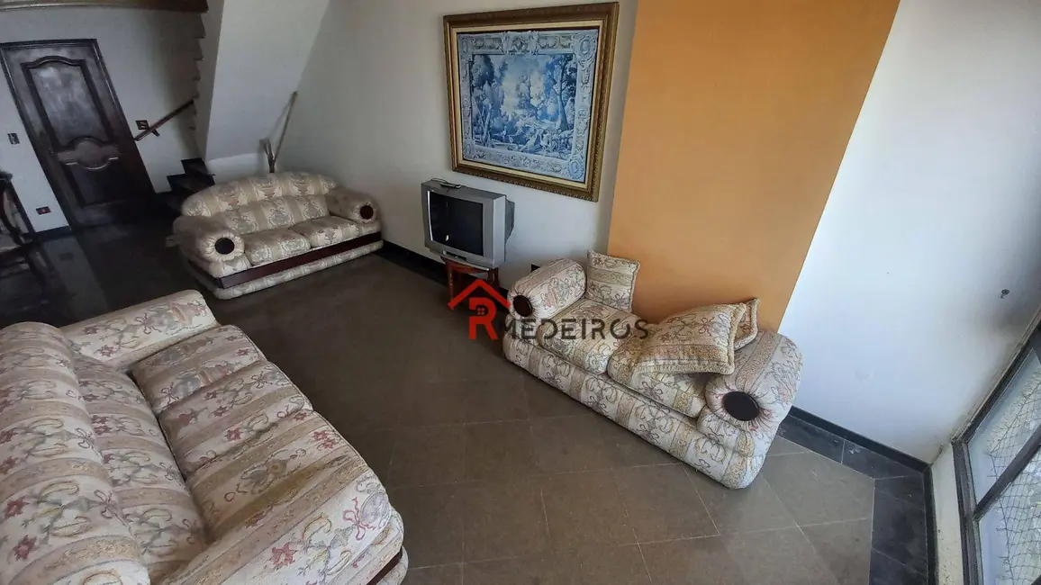 Apartamento com 4 quartos à venda, 270m2 em Guilhermina, Praia Grande - SP - imagem 4 Foto 4 de Apartamento com 4 quartos à venda, 270m2 em Guilhermina, Praia Grande - SP