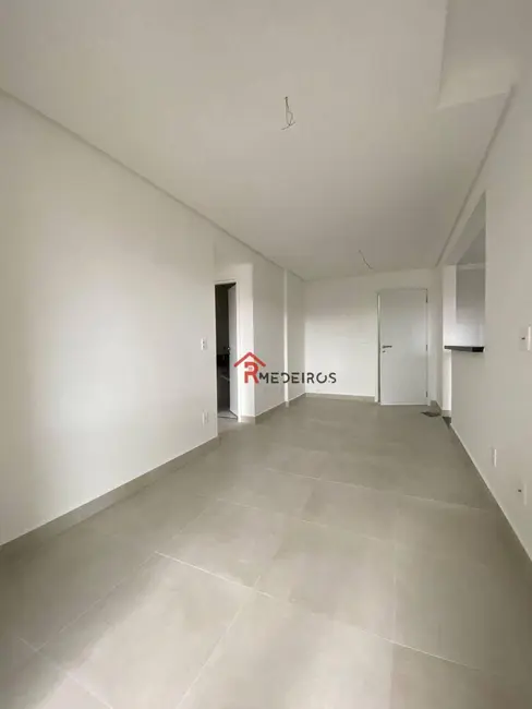 Foto 4 de Apartamento com 1 quarto à venda, 58m2 em Tupi, Praia Grande - SP