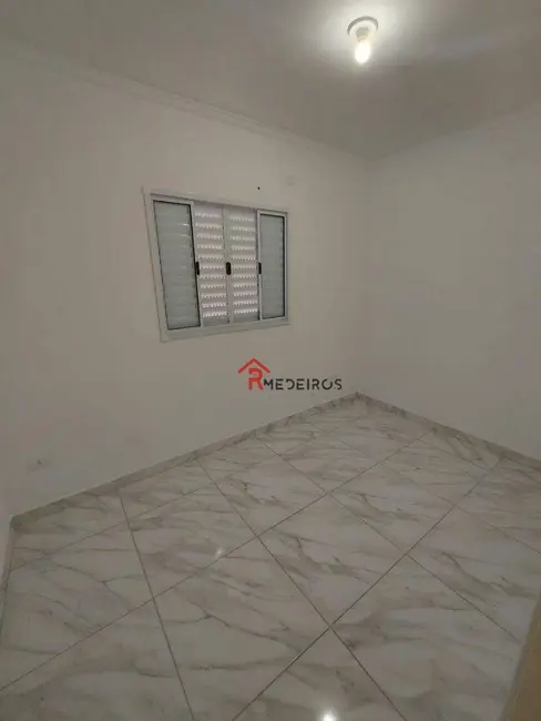 Casa de Condomínio com 2 quartos à venda, 70m2 em Praia Grande - SP - imagem 3 Foto 3 de Casa de Condomínio com 2 quartos à venda, 70m2 em Praia Grande - SP