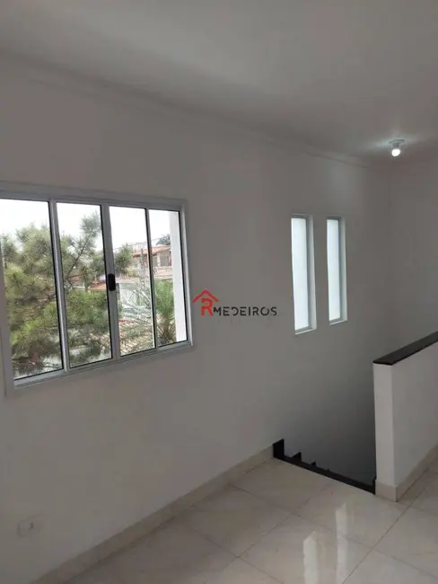 Casa de Condomínio com 2 quartos à venda, 70m2 em Praia Grande - SP - imagem 4 Foto 4 de Casa de Condomínio com 2 quartos à venda, 70m2 em Praia Grande - SP