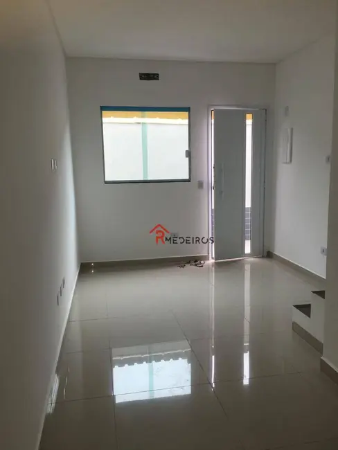 Foto 2 de Casa de Condomínio com 2 quartos à venda, 56m2 em Caiçara, Praia Grande - SP