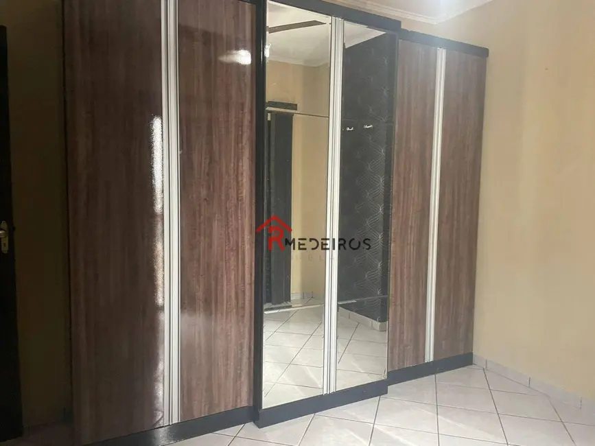 Foto 5 de Apartamento com 1 quarto à venda, 37m2 em Tupi, Praia Grande - SP