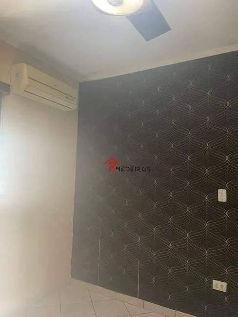 Foto 4 de Apartamento com 1 quarto à venda, 37m2 em Tupi, Praia Grande - SP