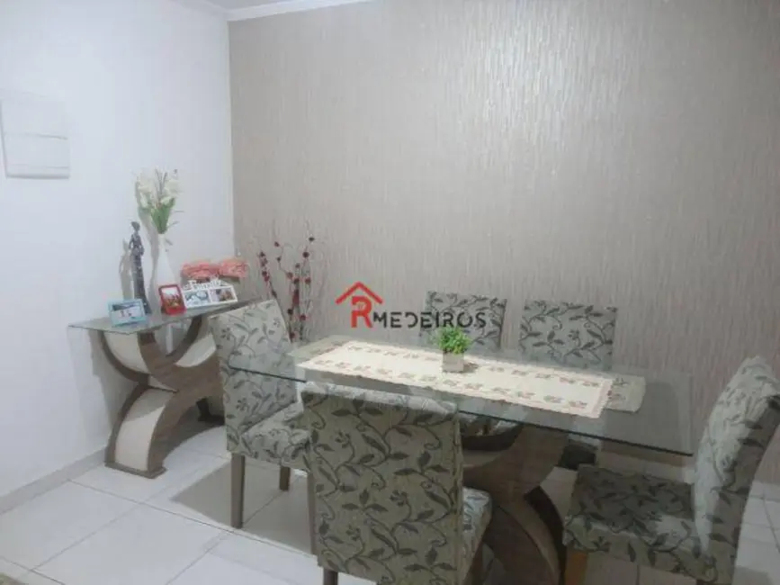 Apartamento com 2 quartos à venda, 74m2 em Canto do Forte, Praia Grande - SP - imagem 5 Foto 5 de Apartamento com 2 quartos à venda, 74m2 em Canto do Forte, Praia Grande - SP