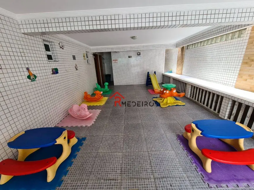 Apartamento com 3 quartos à venda, 210m2 em Aviação, Praia Grande - SP - imagem 6 Foto 6 de Apartamento com 3 quartos à venda, 210m2 em Aviação, Praia Grande - SP