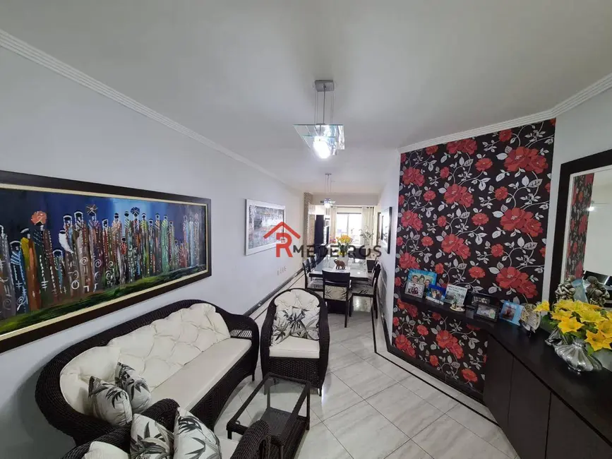 Apartamento com 3 quartos à venda, 210m2 em Aviação, Praia Grande - SP - imagem 4 Foto 4 de Apartamento com 3 quartos à venda, 210m2 em Aviação, Praia Grande - SP