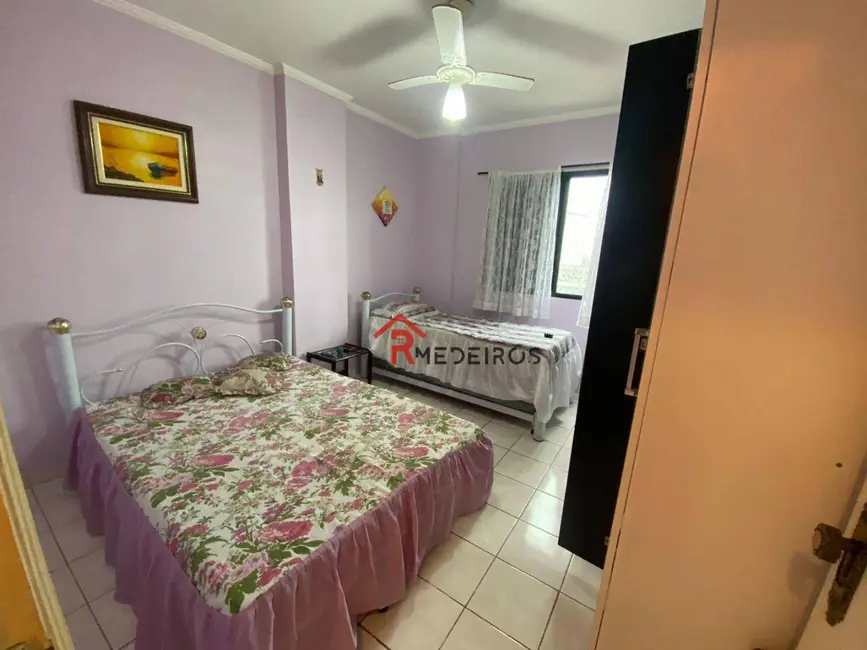 Foto 4 de Apartamento com 1 quarto à venda, 50m2 em Tupi, Praia Grande - SP