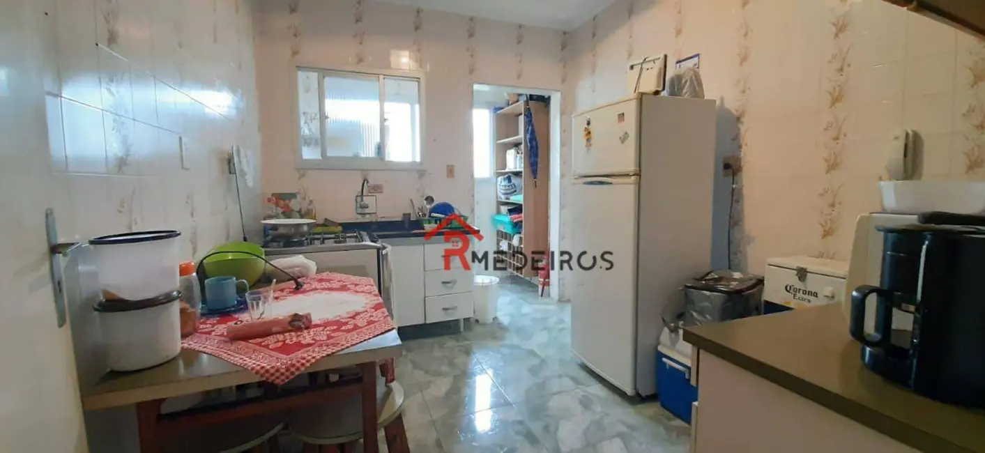 Foto 3 de Apartamento com 2 quartos à venda, 62m2 em Praia Grande - SP