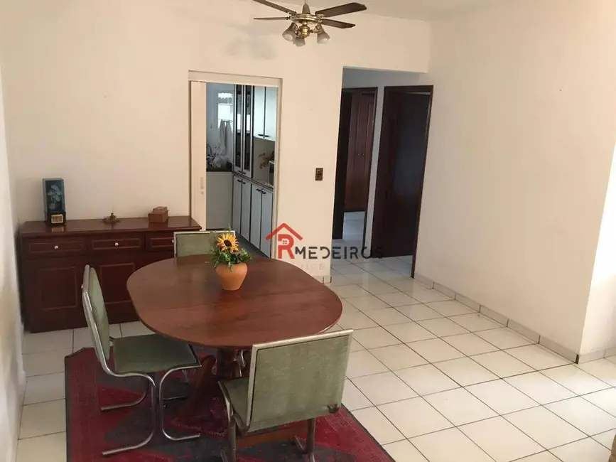 Foto 3 de Apartamento com 2 quartos à venda, 94m2 em Tupi, Praia Grande - SP