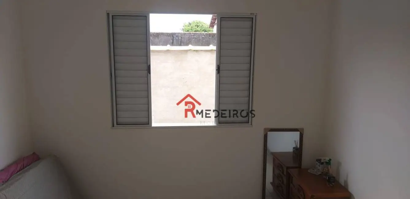 Foto 5 de Sobrado com 2 quartos à venda, 105m2 em Mongagua - SP