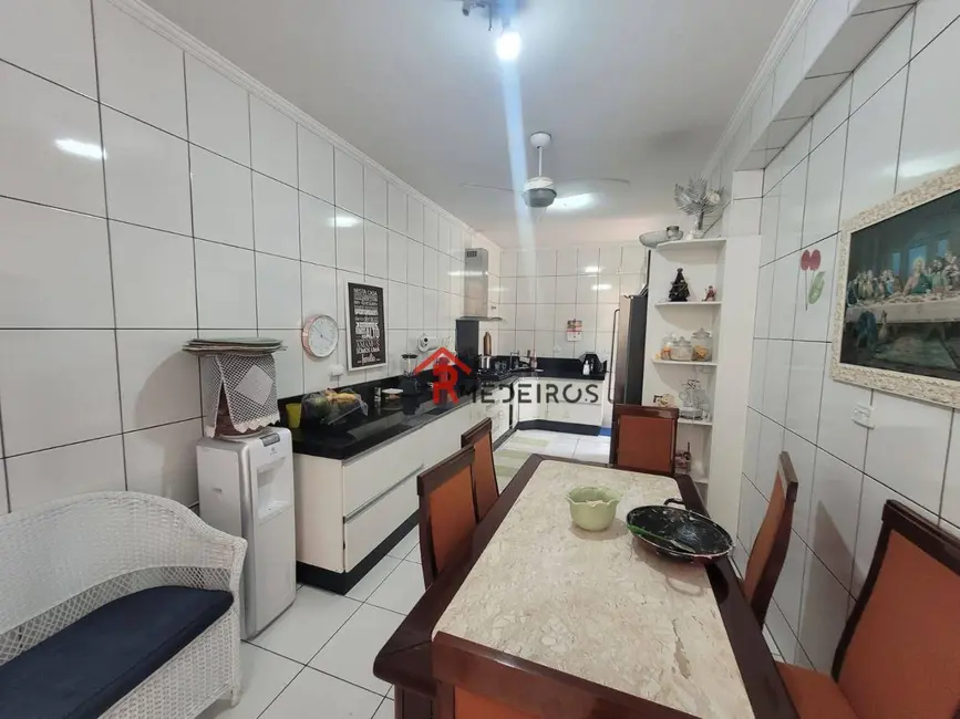 Foto 5 de Casa com 3 quartos à venda, 480m2 em Mirim, Praia Grande - SP
