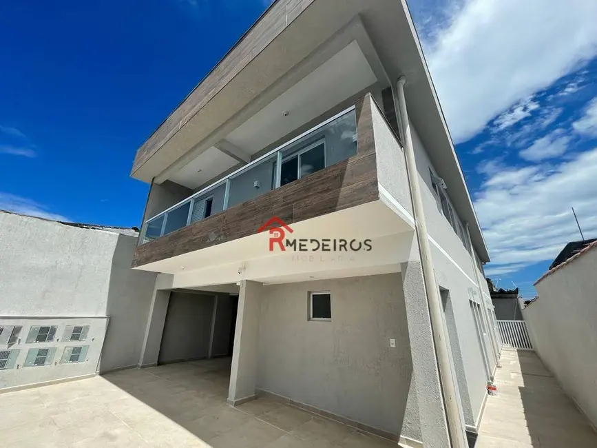 Foto 2 de Casa de Condomínio com 2 quartos à venda, 52m2 em Maracanã, Praia Grande - SP