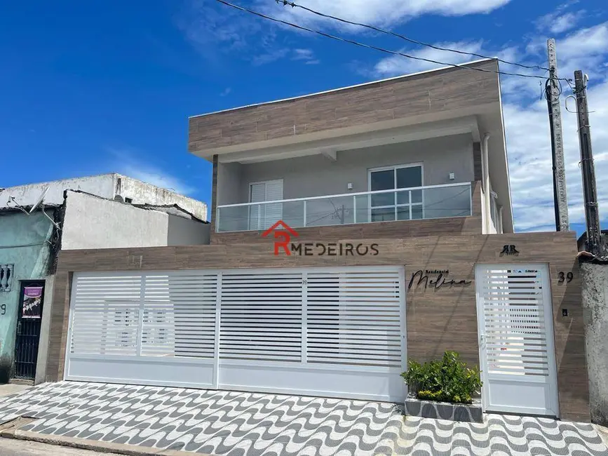 Foto 1 de Casa de Condomínio com 2 quartos à venda, 52m2 em Maracanã, Praia Grande - SP
