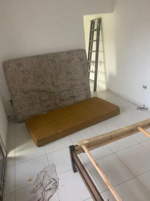 Foto 8 de Casa com 1 quarto à venda, 250m2 em Praia Grande - SP