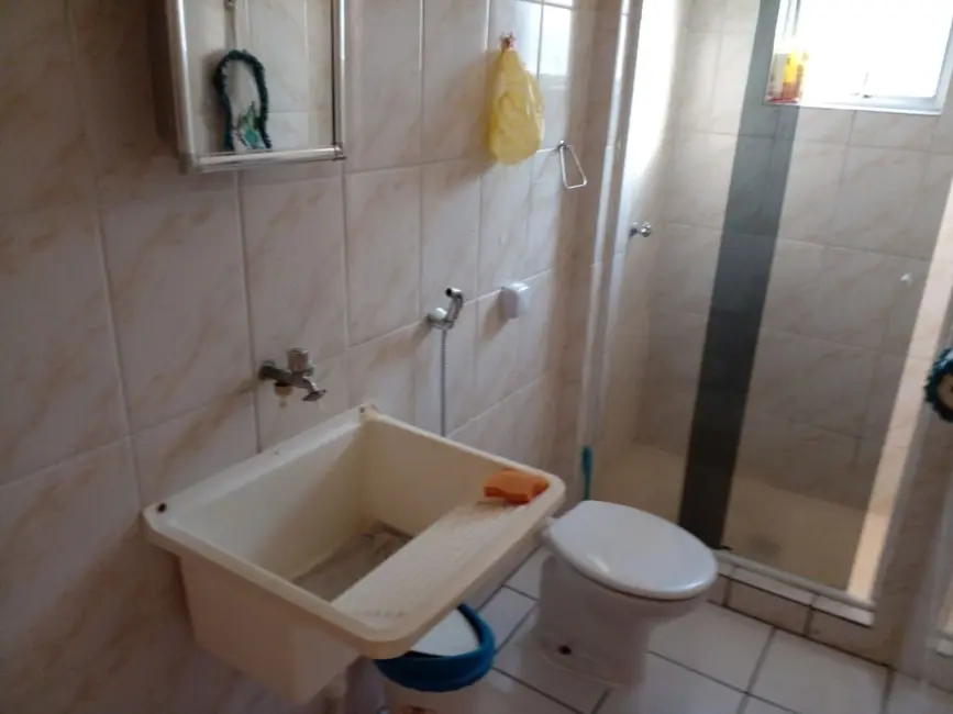 Foto 3 de Kitnet com 1 quarto à venda, 30m2 em Aviação, Praia Grande - SP