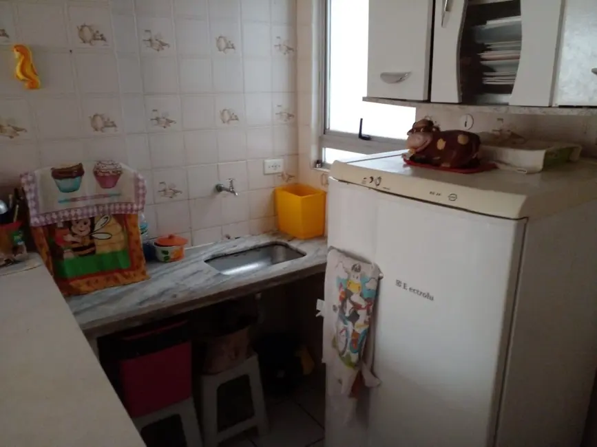 Foto 2 de Kitnet com 1 quarto à venda, 30m2 em Aviação, Praia Grande - SP