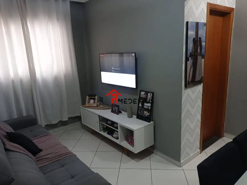 Apartamento com 2 quartos à venda, 60m2 em Guilhermina, Praia Grande - SP - imagem 8 Foto 8 de Apartamento com 2 quartos à venda, 60m2 em Guilhermina, Praia Grande - SP