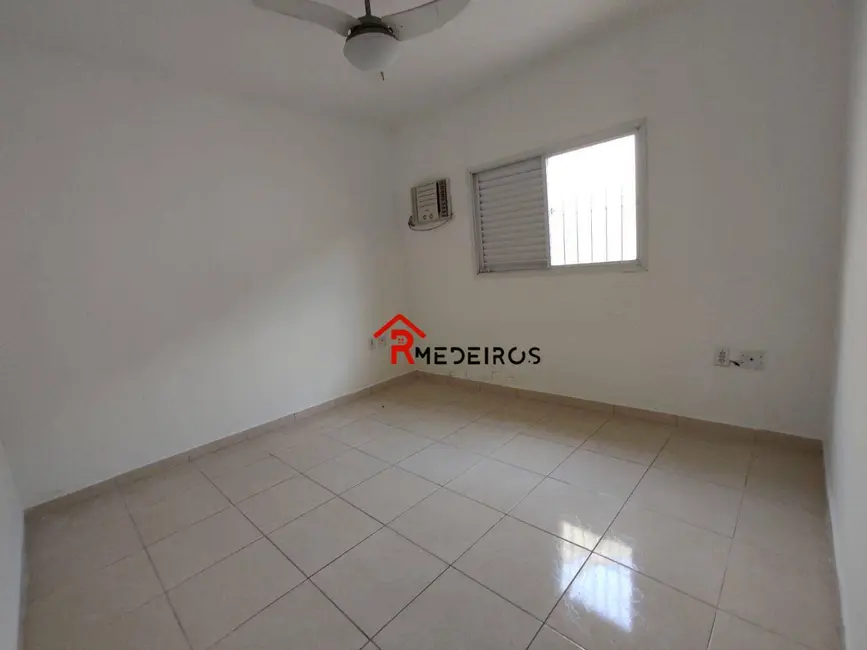 Casa com 2 quartos à venda, 250m2 em Maracanã, Praia Grande - SP - imagem 9 Foto 9 de Casa com 2 quartos à venda, 250m2 em Maracanã, Praia Grande - SP