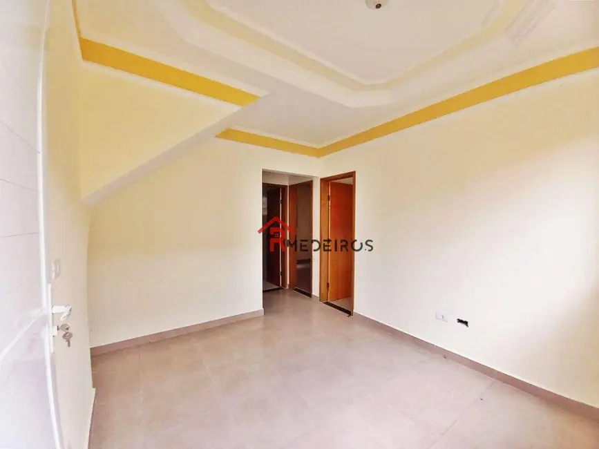 Casa com 2 quartos à venda, 70m2 em Esmeralda, Praia Grande - SP - imagem 2 Foto 2 de Casa com 2 quartos à venda, 70m2 em Esmeralda, Praia Grande - SP
