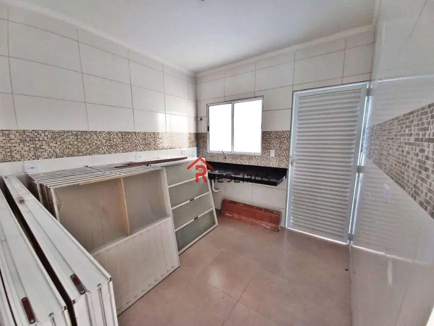 Casa com 2 quartos à venda, 70m2 em Esmeralda, Praia Grande - SP - imagem 5 Foto 5 de Casa com 2 quartos à venda, 70m2 em Esmeralda, Praia Grande - SP