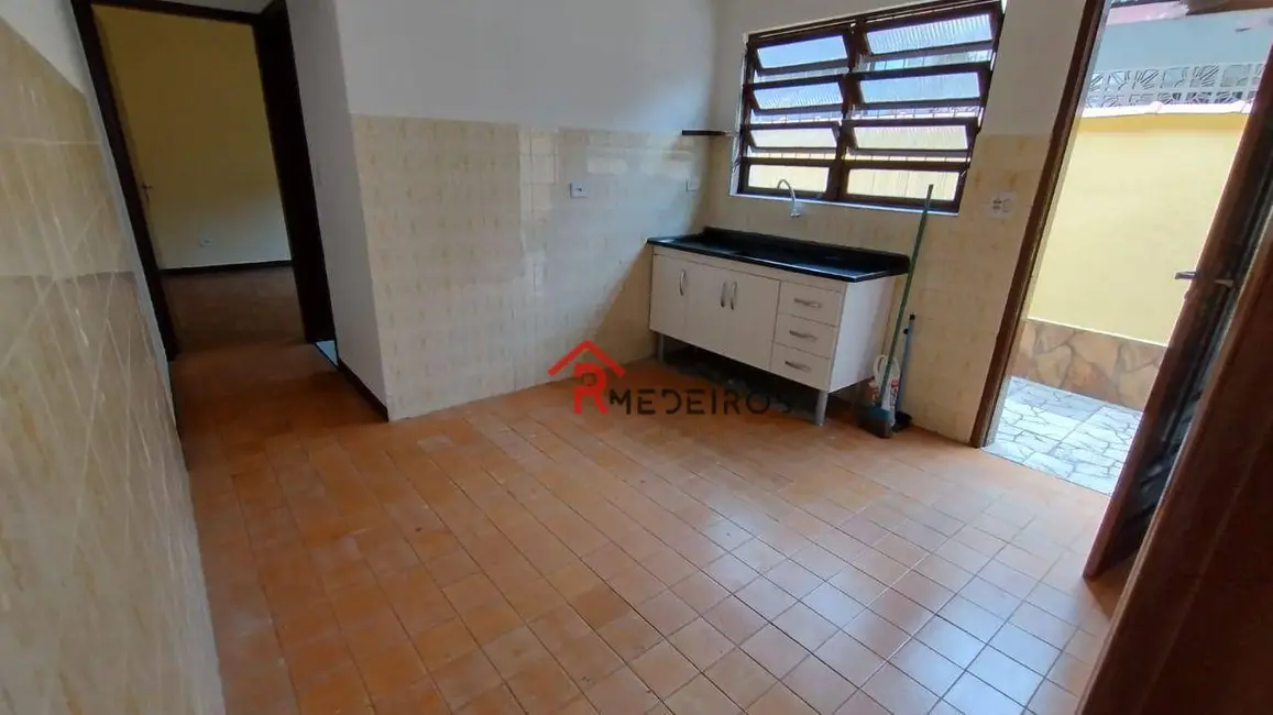 Foto 4 de Casa com 2 quartos à venda, 140m2 em Mirim, Praia Grande - SP