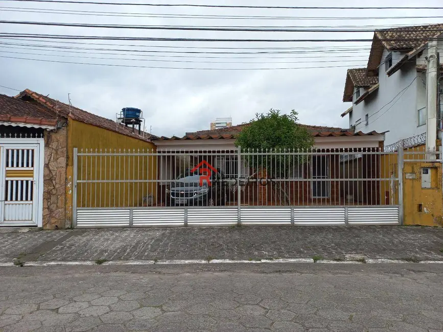 Casa com 3 quartos à venda, 320m2 em Aviação, Praia Grande - SP - imagem 1 Foto 1 de Casa com 3 quartos à venda, 320m2 em Aviação, Praia Grande - SP