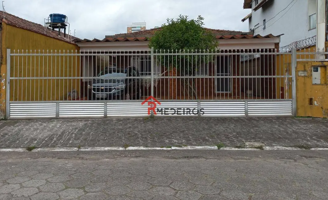 Casa com 3 quartos à venda, 320m2 em Aviação, Praia Grande - SP - imagem 2 Foto 2 de Casa com 3 quartos à venda, 320m2 em Aviação, Praia Grande - SP