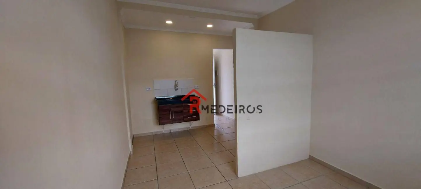 Kitnet com 1 quarto à venda, 26m2 em Praia Grande - SP - imagem 8 Foto 8 de Kitnet com 1 quarto à venda, 26m2 em Praia Grande - SP