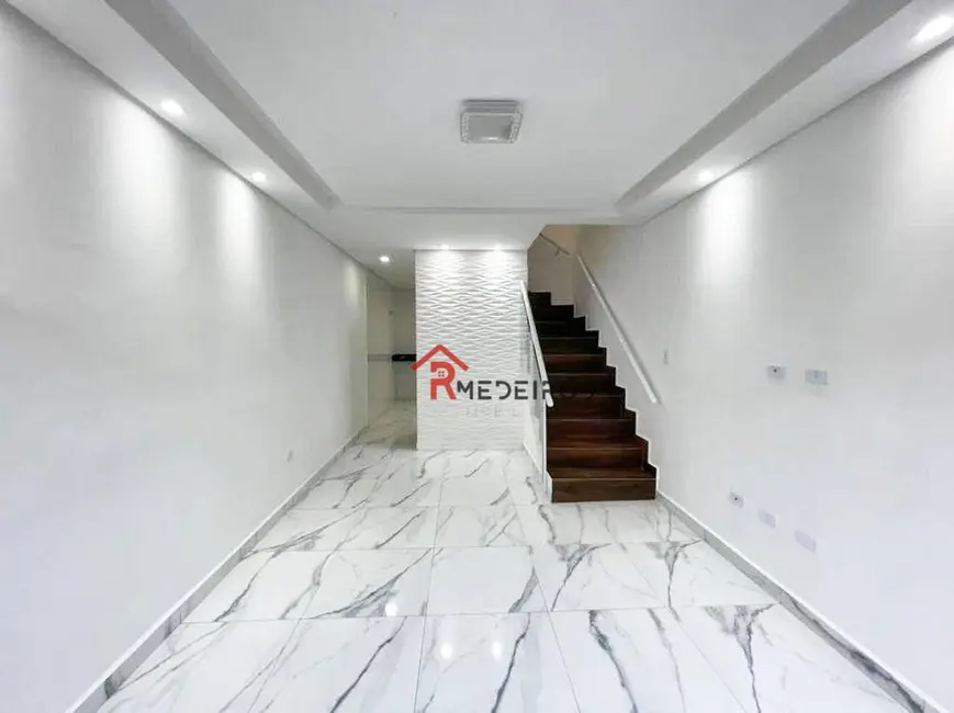 Foto 2 de Casa de Condomínio com 2 quartos à venda, 83m2 em Caiçara, Praia Grande - SP