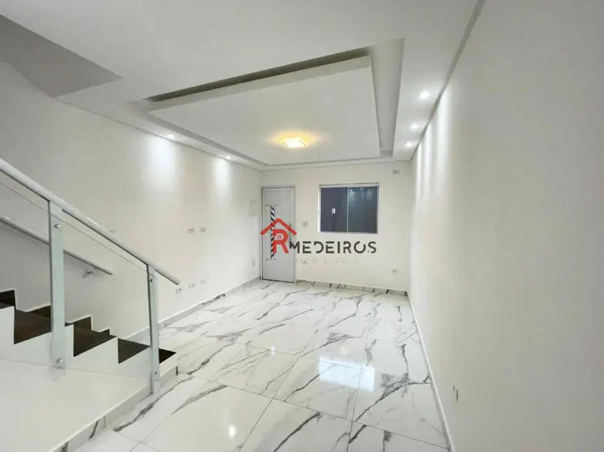 Casa de Condomínio com 2 quartos à venda, 83m2 em Caiçara, Praia Grande - SP - imagem 3 Foto 3 de Casa de Condomínio com 2 quartos à venda, 83m2 em Caiçara, Praia Grande - SP