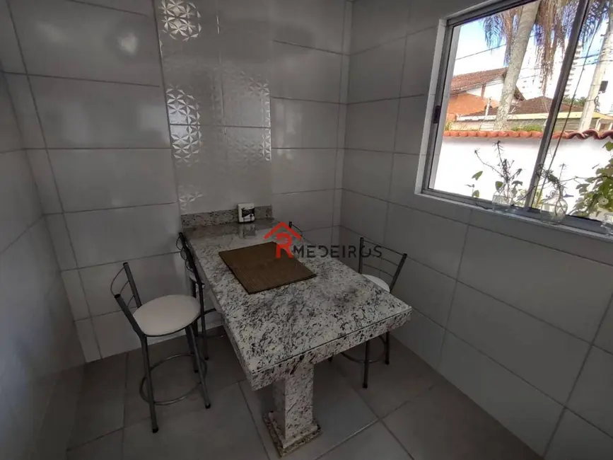 Casa com 2 quartos à venda, 170m2 em Canto do Forte, Praia Grande - SP - imagem 9 Foto 9 de Casa com 2 quartos à venda, 170m2 em Canto do Forte, Praia Grande - SP