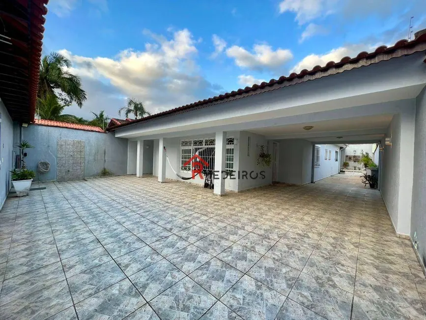 Casa com 3 quartos à venda, 208m2 em Praia Grande - SP - imagem 2 Foto 2 de Casa com 3 quartos à venda, 208m2 em Praia Grande - SP