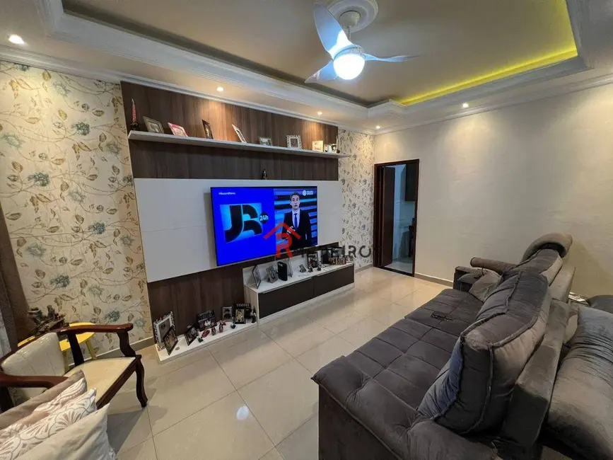 Foto 6 de Casa com 2 quartos à venda, 132m2 em Aviação, Praia Grande - SP