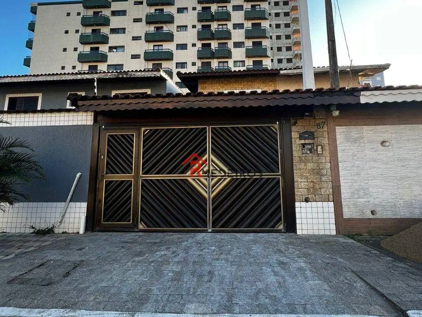 Foto 1 de Casa com 2 quartos à venda, 105m2 em Maracanã, Praia Grande - SP