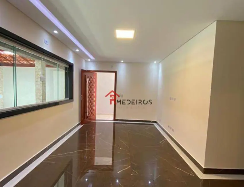 Casa com 3 quartos à venda, 170m2 em Praia Grande - SP - imagem 6 Foto 6 de Casa com 3 quartos à venda, 170m2 em Praia Grande - SP