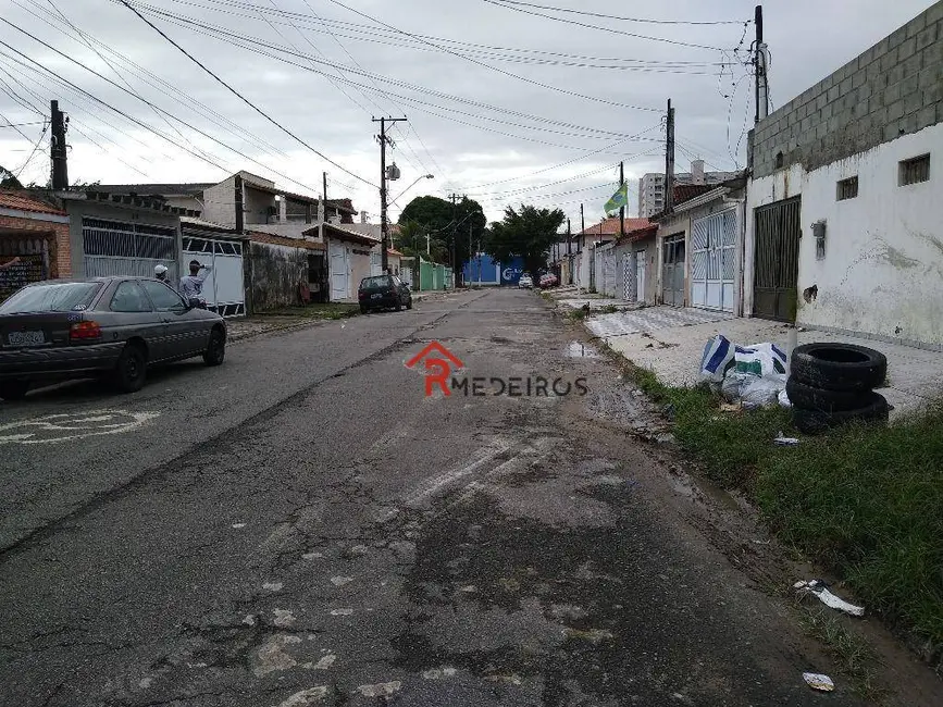 Foto 2 de Terreno / Lote à venda, 250m2 em Tupi, Praia Grande - SP