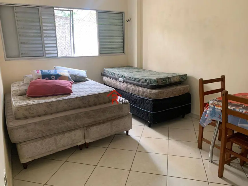 Foto 4 de Kitnet com 1 quarto à venda, 60m2 em Mirim, Praia Grande - SP
